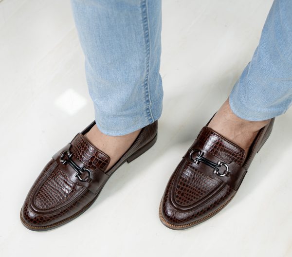 Crocodile Dies Tassel (Chocolate) - Image 2
